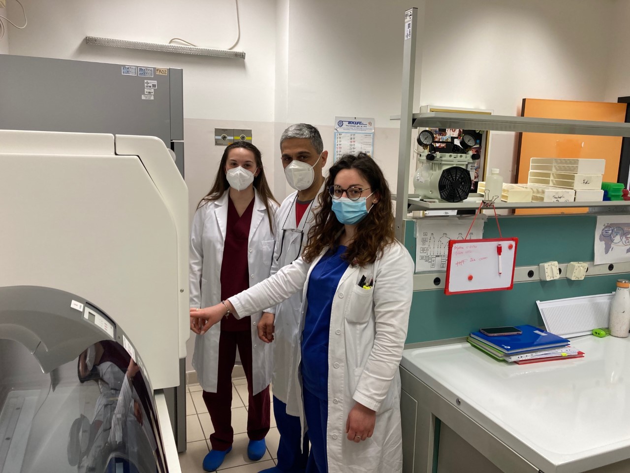 laboratorio  genetica medica MATERA